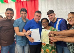 Prefeitura de Bacabal entrega os primeiros 80 títulos de propriedade para famílias do bairro Frei Solano