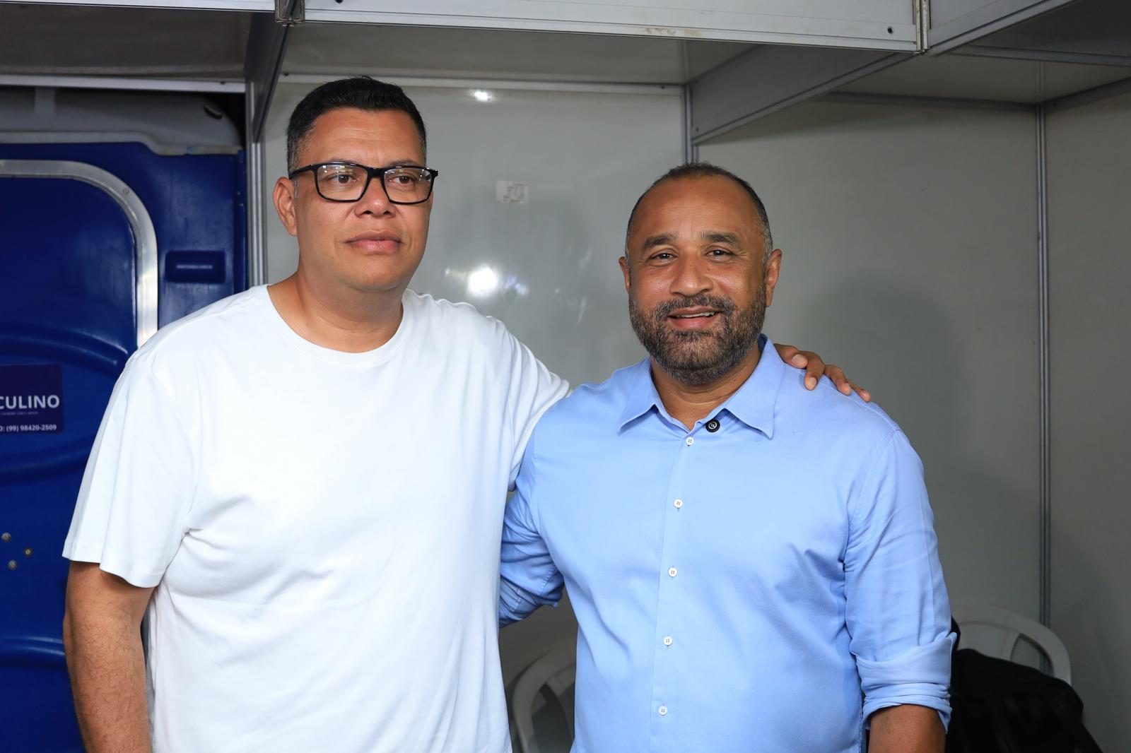 Prefeitura de Bacabal promove o Gospel Fest e leva milhares de pessoas ao Centro Cultural em noite de adoração Prefeitura de Bacabal promove o Gospel Fest e leva milhares de pessoas ao Centro Cultural em noite de adoração