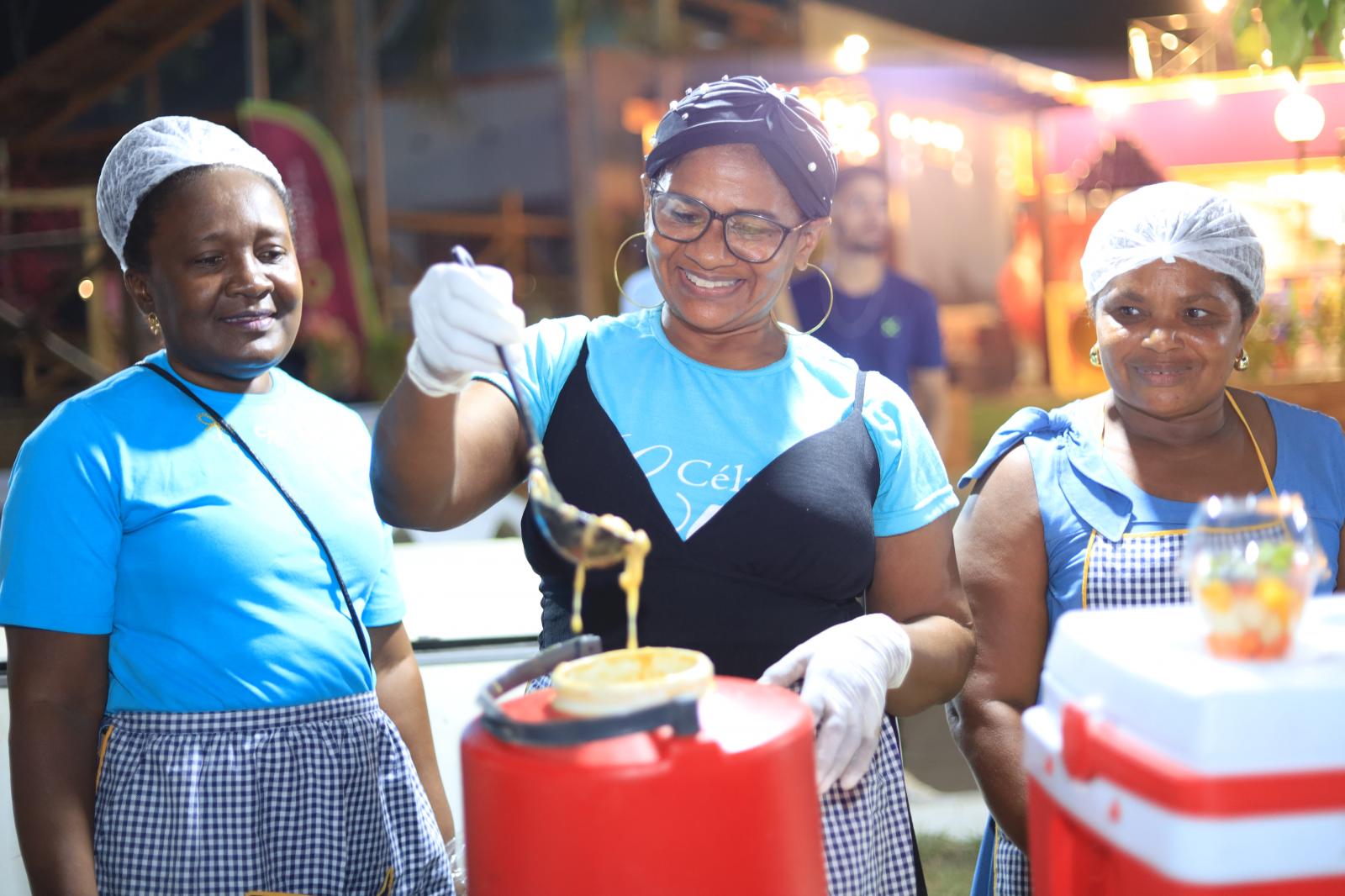 Prefeitura de Bacabal promove o Gospel Fest e leva milhares de pessoas ao Centro Cultural em noite de adoração Prefeitura de Bacabal promove o Gospel Fest e leva milhares de pessoas ao Centro Cultural em noite de adoração