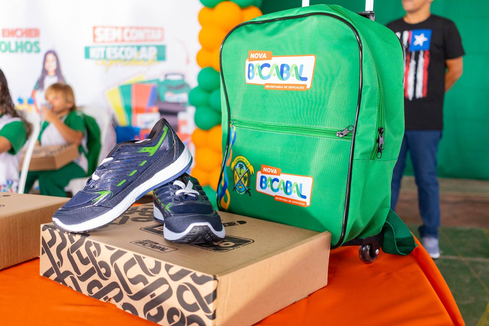 Prefeitura de Bacabal investe na educação e começa entrega de kits escolares completos para estudantes da rede municipal