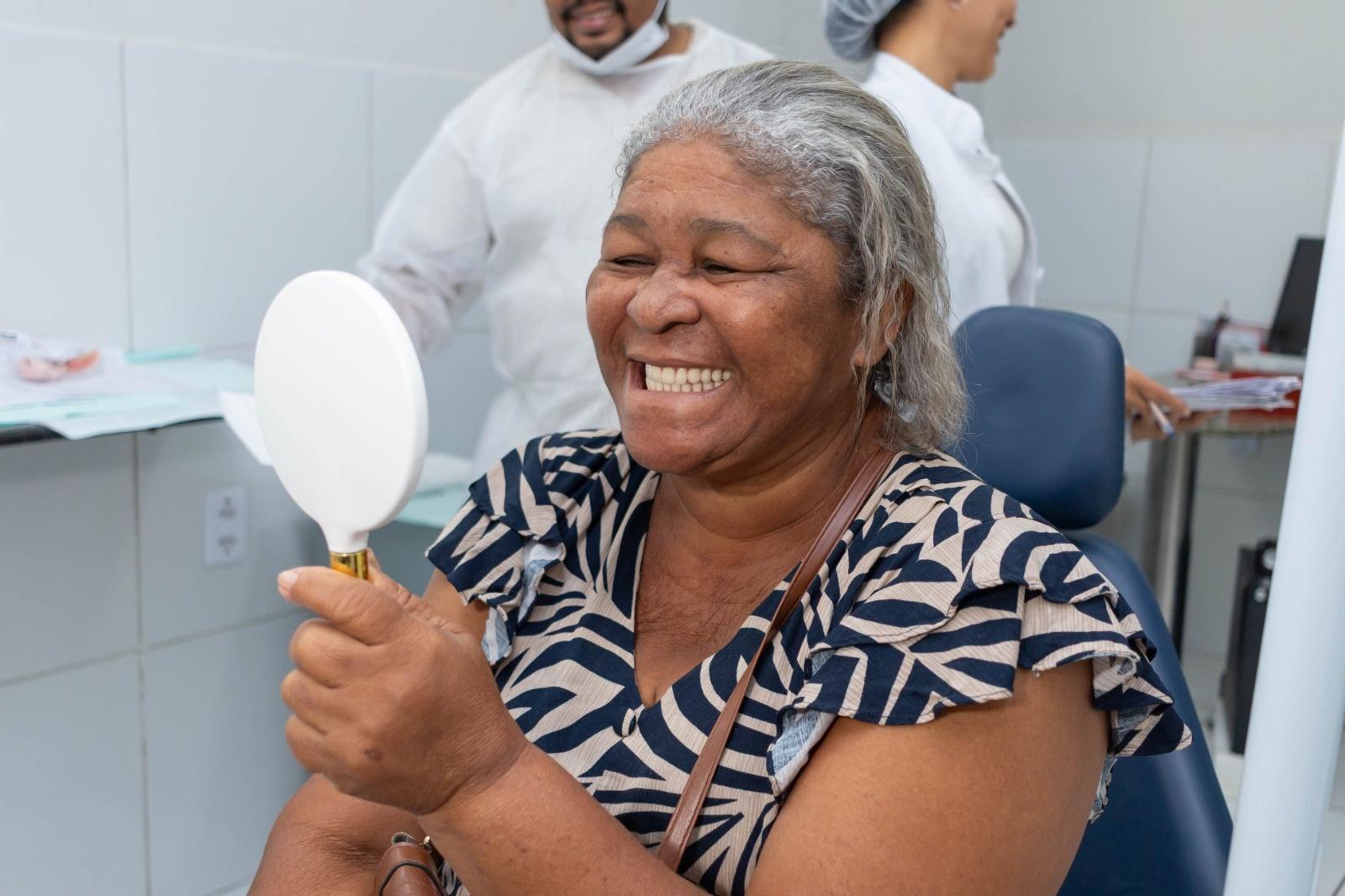 Bacabal: Prefeitura amplia acesso à saúde bucal com entrega de próteses