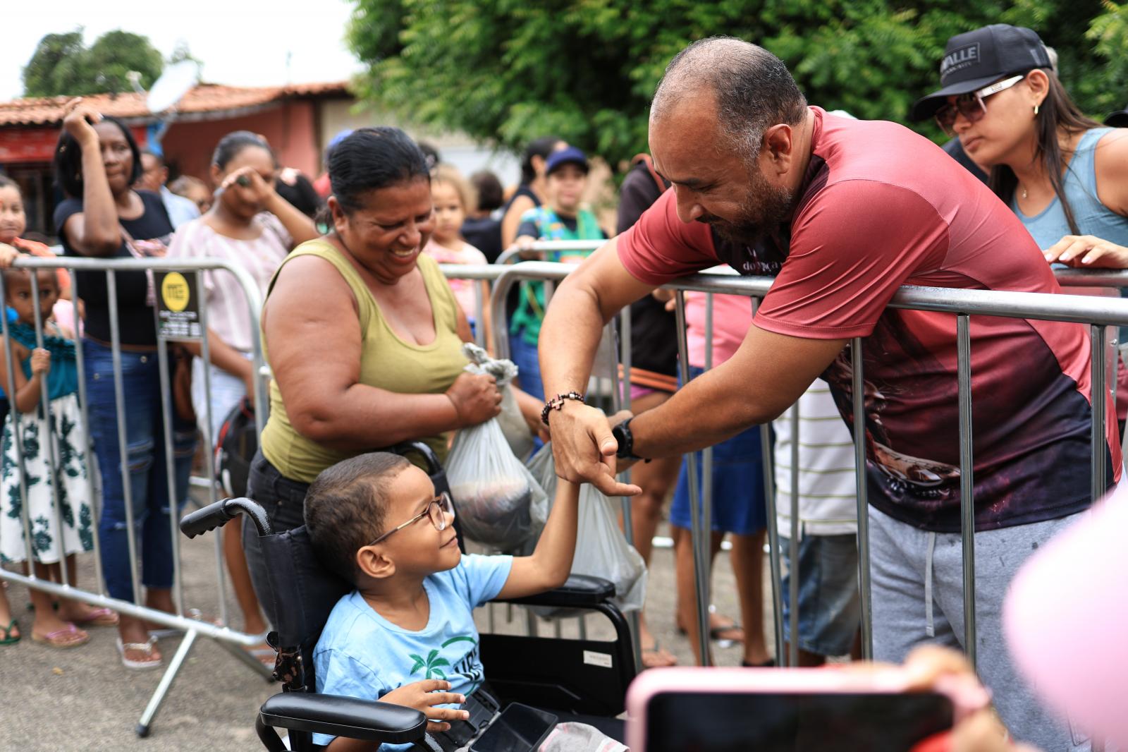Gestão municipal avança na entrega de pescado e beneficia milhares de famílias