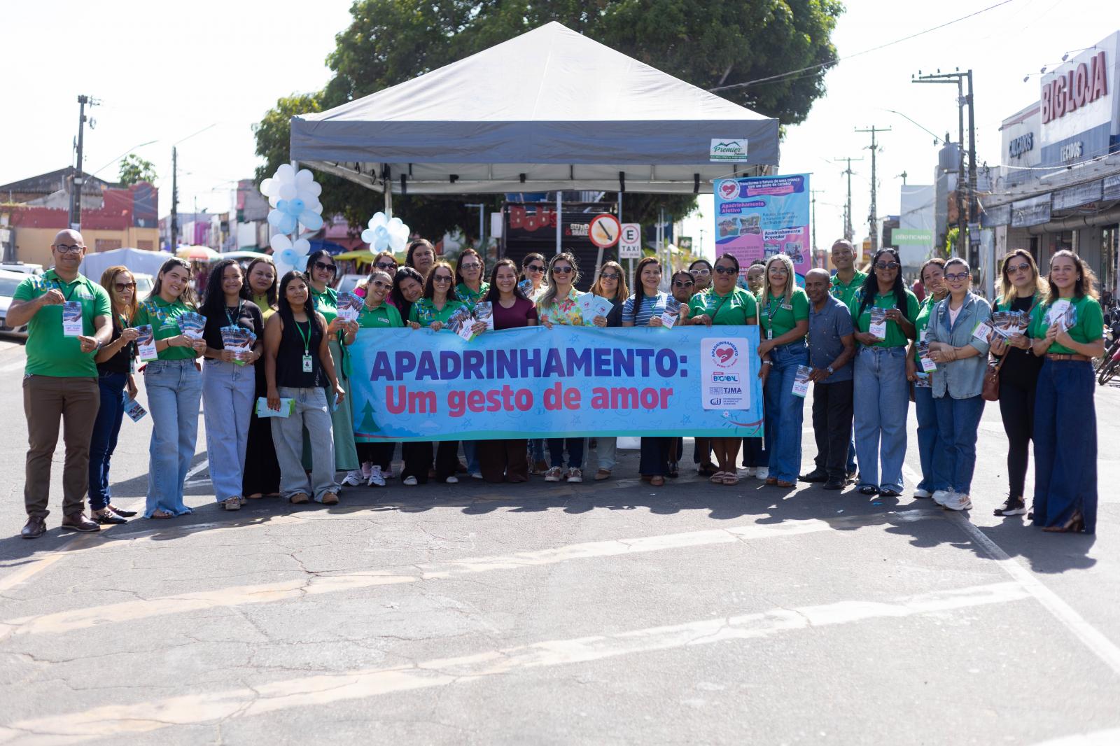 Prefeitura de Bacabal realiza ação de panfletagem e conscientização do Programa de Apadrinhamento Afetivo