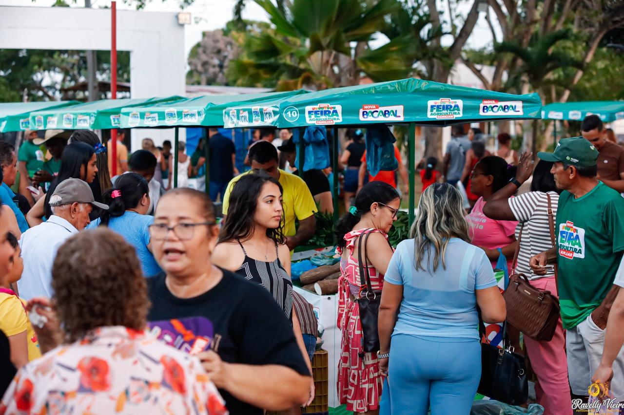 Nova Feira da Agricultura Familiar reúne mais de 200 produtores e movimenta a economia de Bacabal Nova Feira da Agricultura Familiar reúne mais de 200 produtores e movimenta a economia de Bacabal