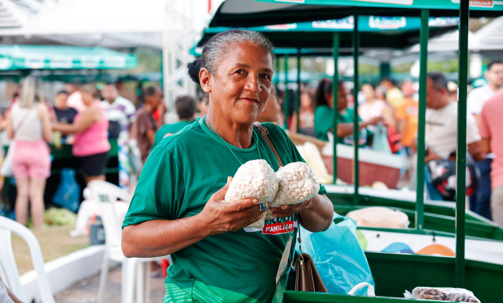 Nova Feira da Agricultura Familiar reúne mais de 200 produtores e movimenta a economia de Bacabal Nova Feira da Agricultura Familiar reúne mais de 200 produtores e movimenta a economia de Bacabal